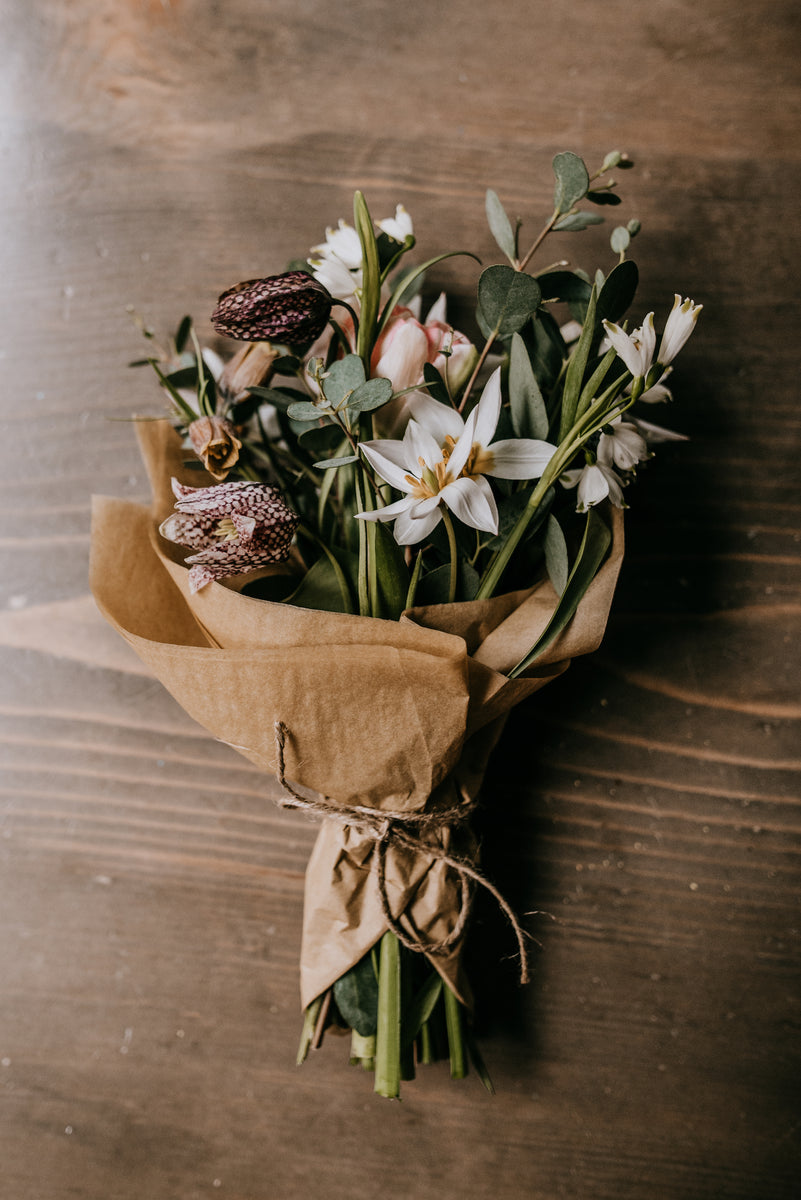 The Secret to Wrapping a Basic Bouquet so It Looks Beyond Lovely