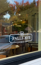 Load image into Gallery viewer, Holiday Swag Workshop at The Library at Snoqualmie