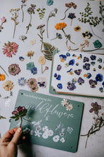 Load image into Gallery viewer, Flower Pressing Workshop at Gray's Mercantile
