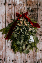 Load image into Gallery viewer, Holiday Swag and Wine Tasting Workshop at Gray&#39;s Mercantile
