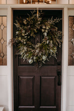 Load image into Gallery viewer, Holiday Wreath Workshop at The Library at Snoqualmie
