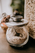 Load image into Gallery viewer, Botanical Bath Workshop at Gray's Mercantile
