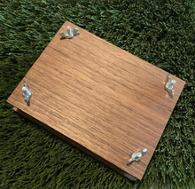 Load image into Gallery viewer, Flower Pressing Workshop at Gray's Mercantile
